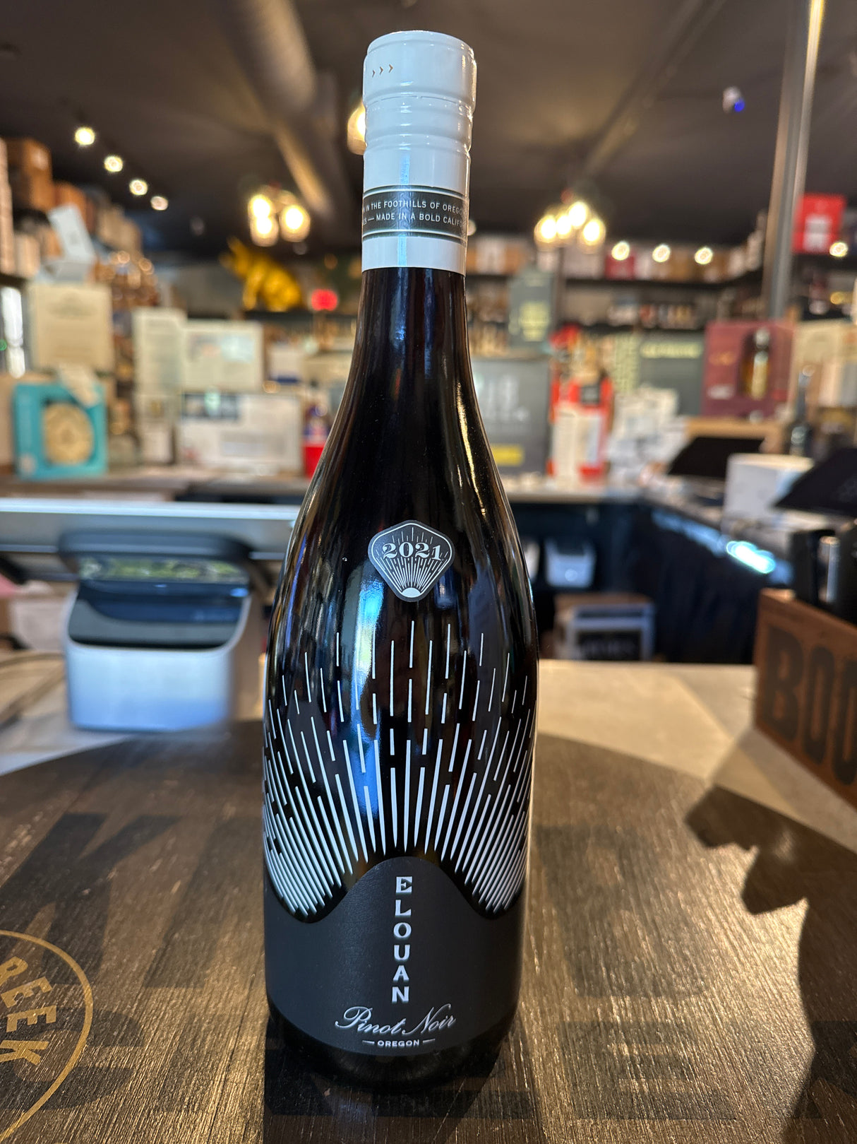 2021 Elouan Pinot Noir 750ml