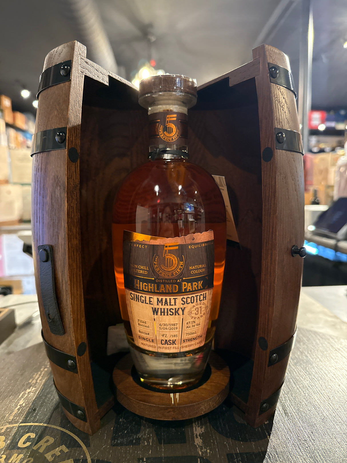 THE PERFECT FIFTH HIGHLAND PARK SINGLE MALT SCOTCH WHISKY 31 YEAR OLD 750ml