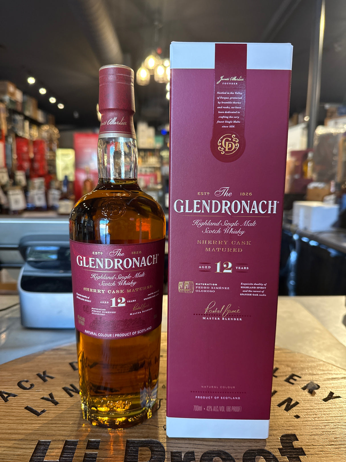 GLENDRONACH 12 YEARS "Sherry Cask Matured" SINGLE MALT SCOTCH WHISKEY 700mL