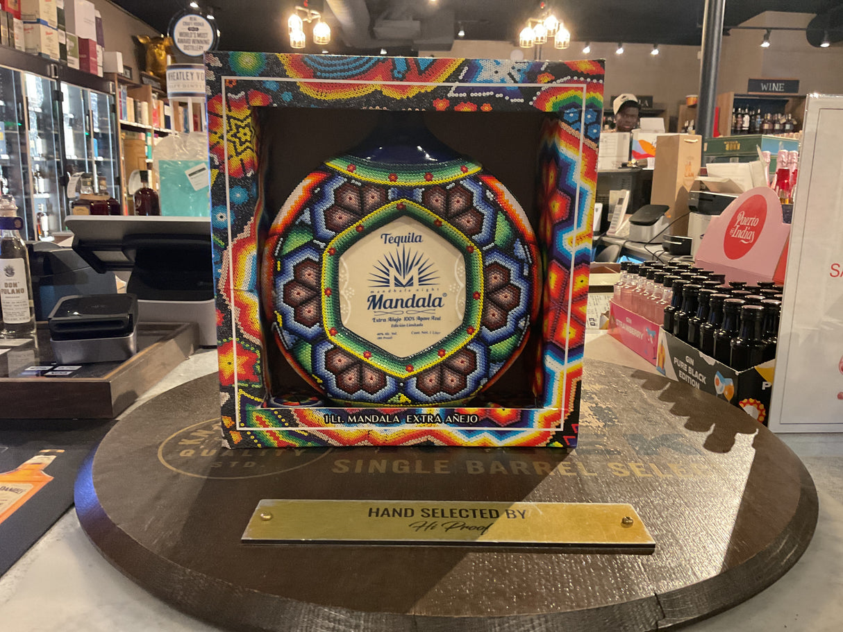 Mandala Huichol Edition Extra Anejo 1L