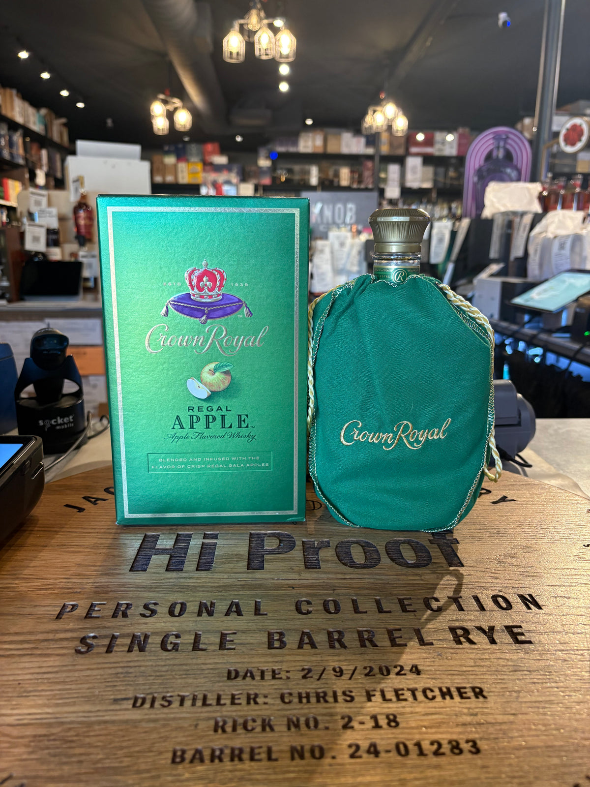 Crown Royal Regal Apple Canadian Whisky 70 Proof 750ml