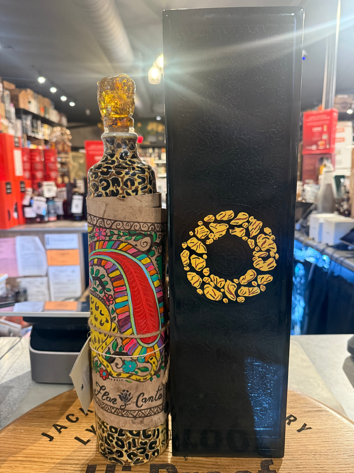 Flor y Canto Extra Anejo Limited Edition Jaguar Tequila 1L