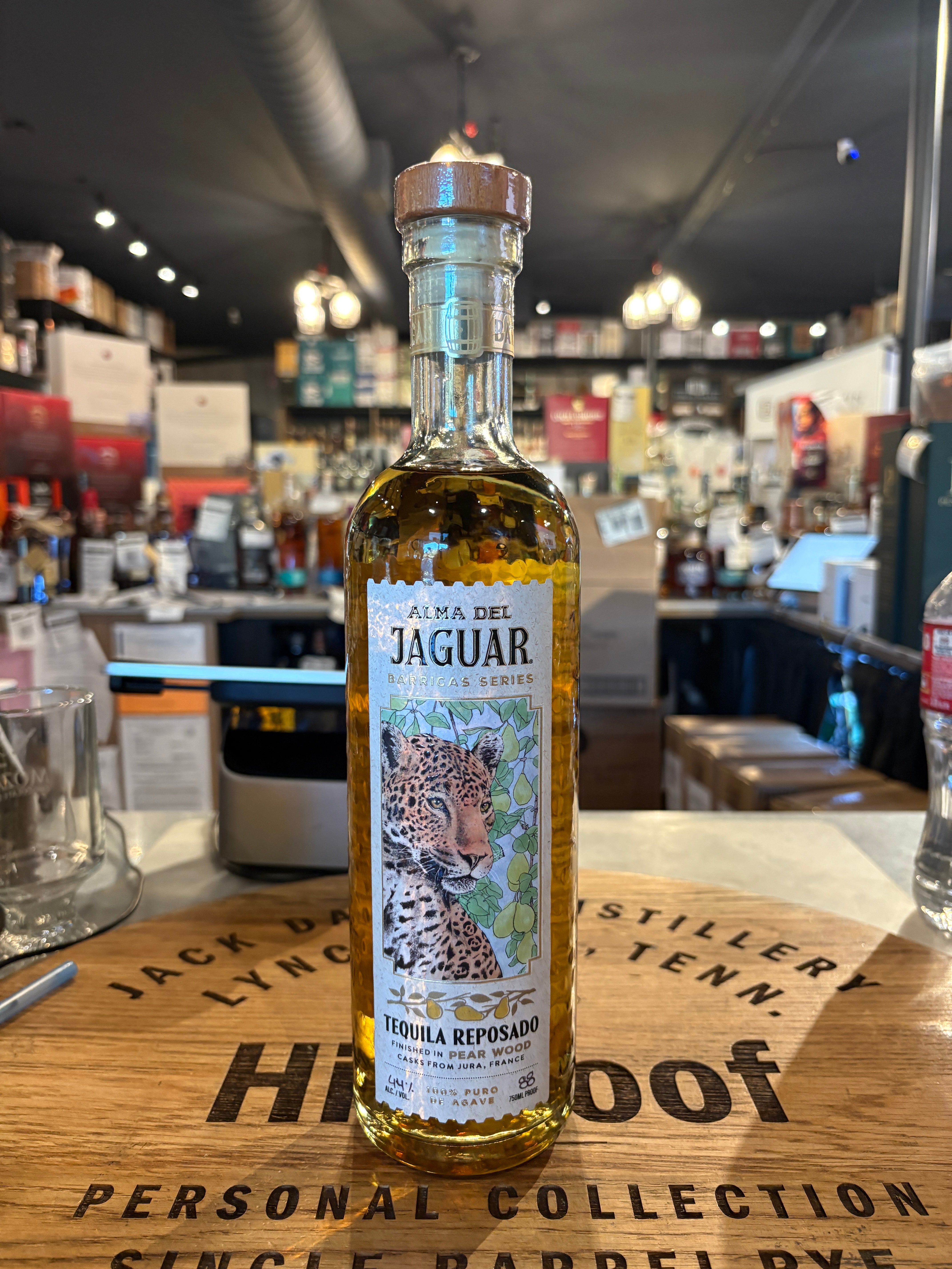 Alma Del Jaguar Barricas Reposado Pear Wood Cask Finish 750mL – Hi