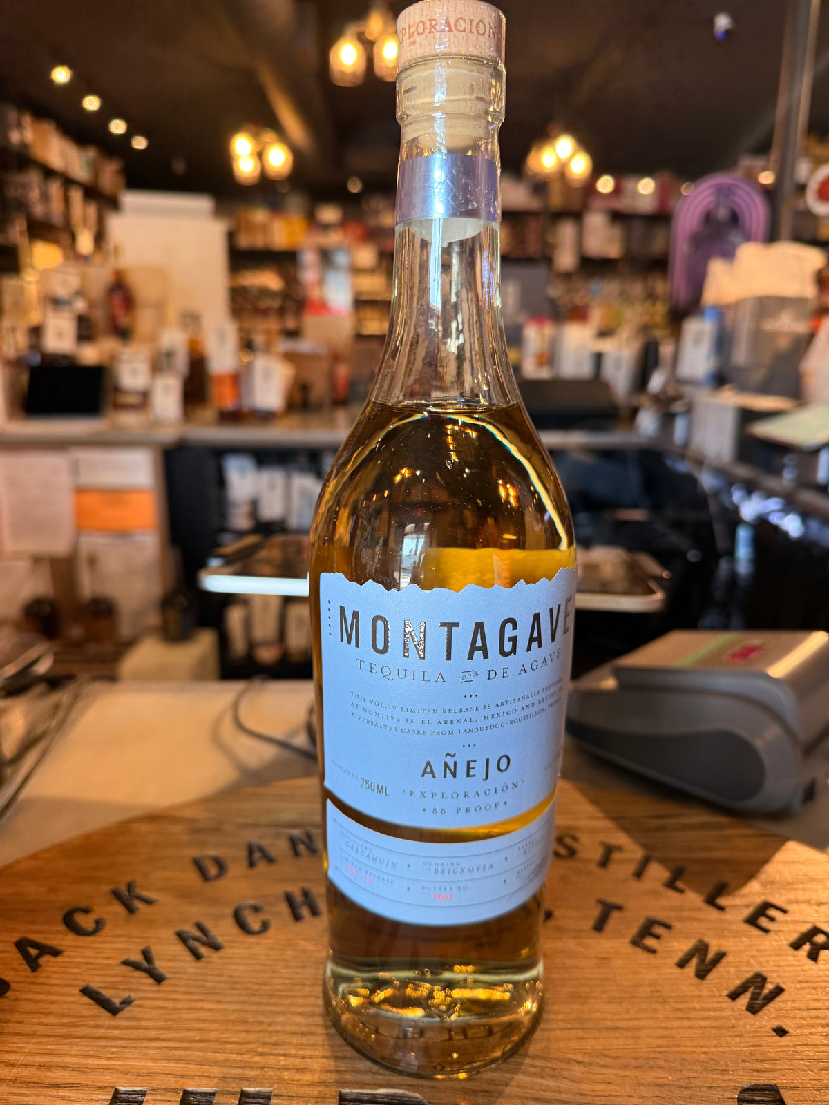 Montagave 'exploración' Volume IV Añejo 750ml