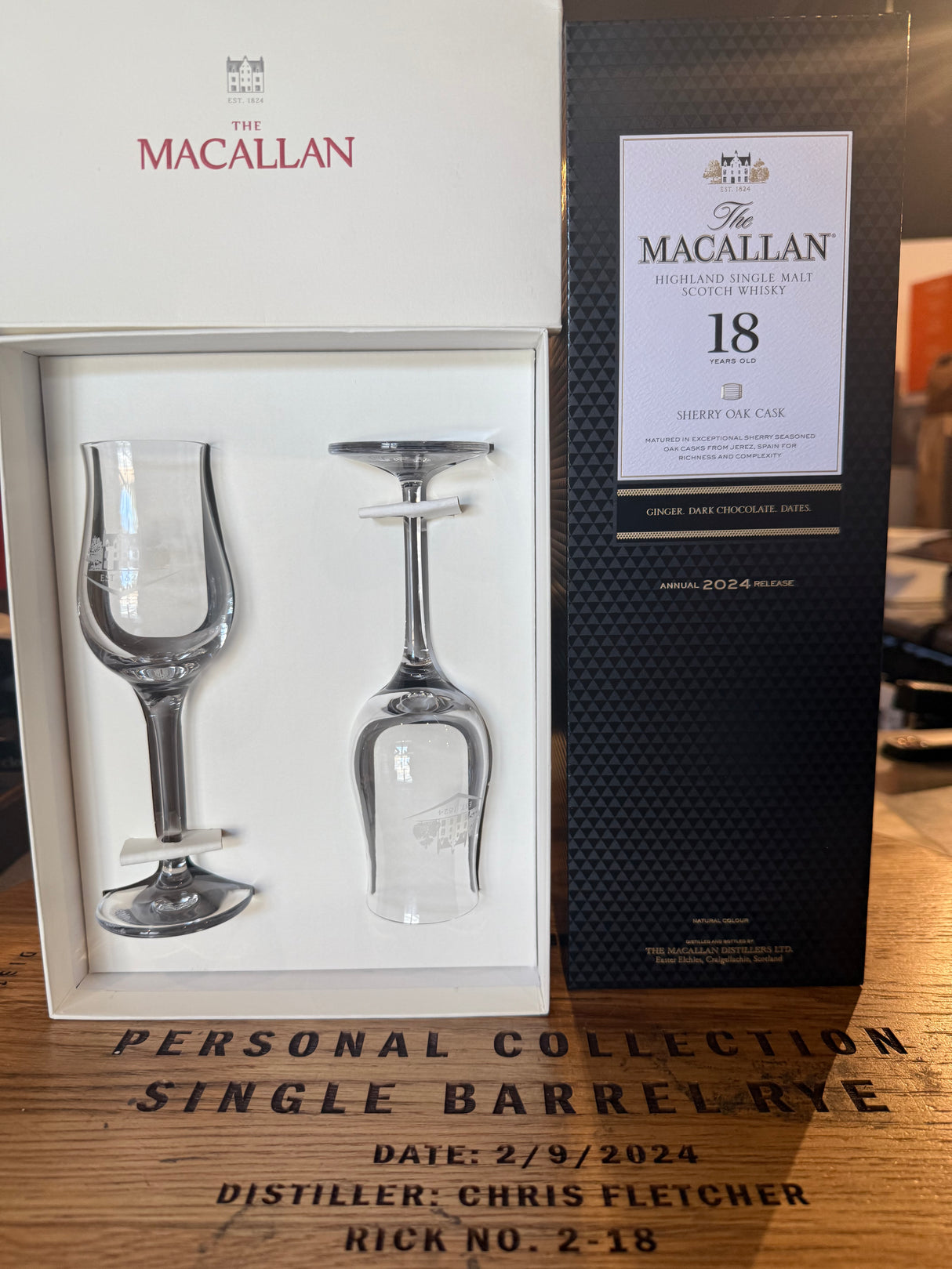 Holiday Special! Macallan SINGLE MALT SCOTCH WHISKEY Sherry 18 YEARS + 2 Stölzle whiskey glass - store pickup only