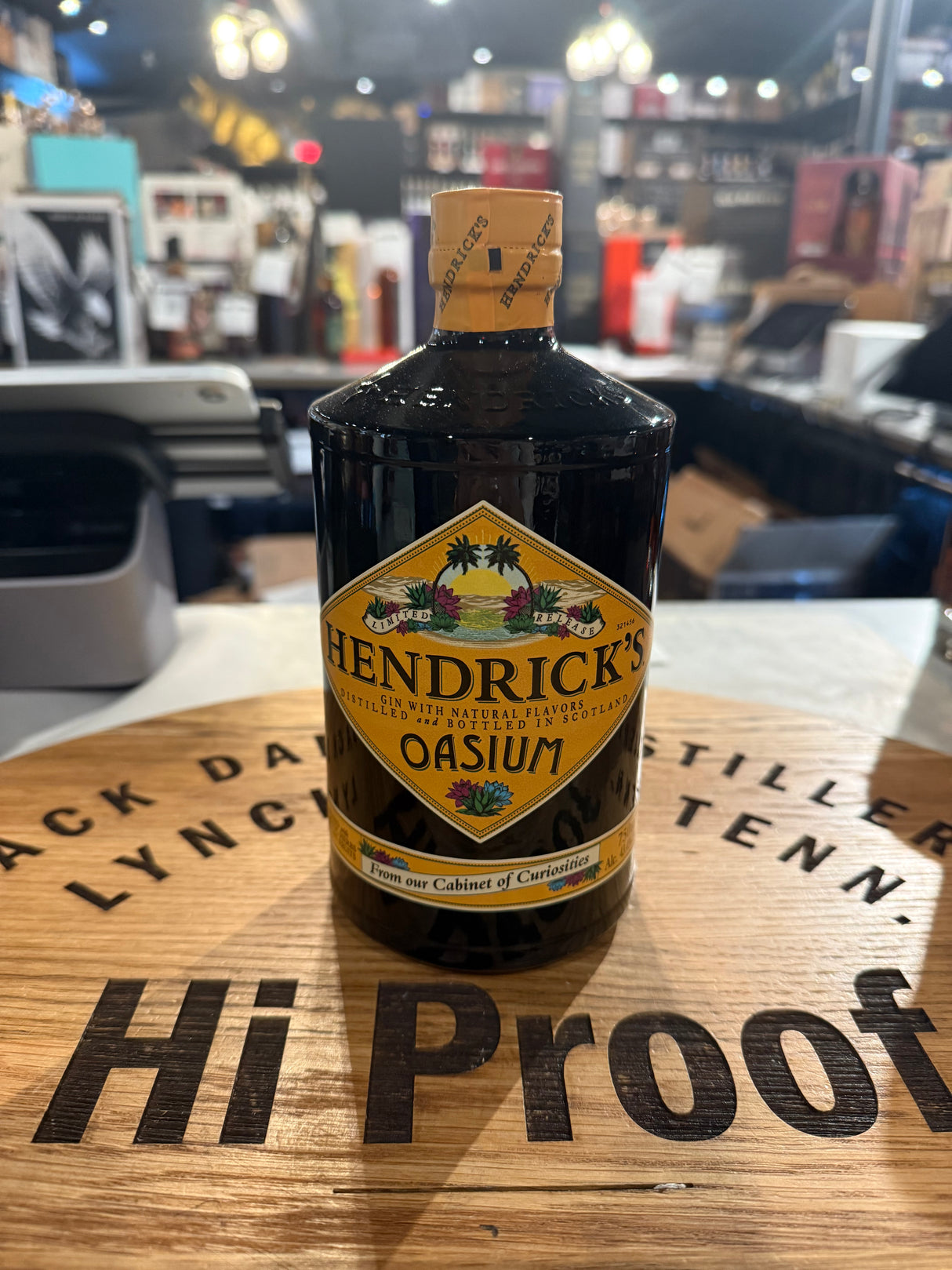 Hendrick's Cabinet of Curiosities Oasium Gin 750ml