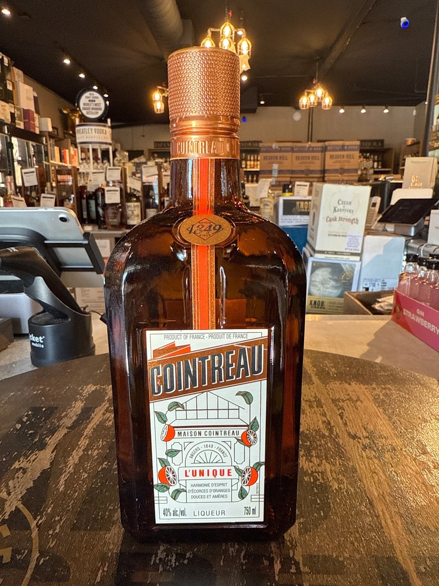 cointreau-liqueur-80-proof-750
