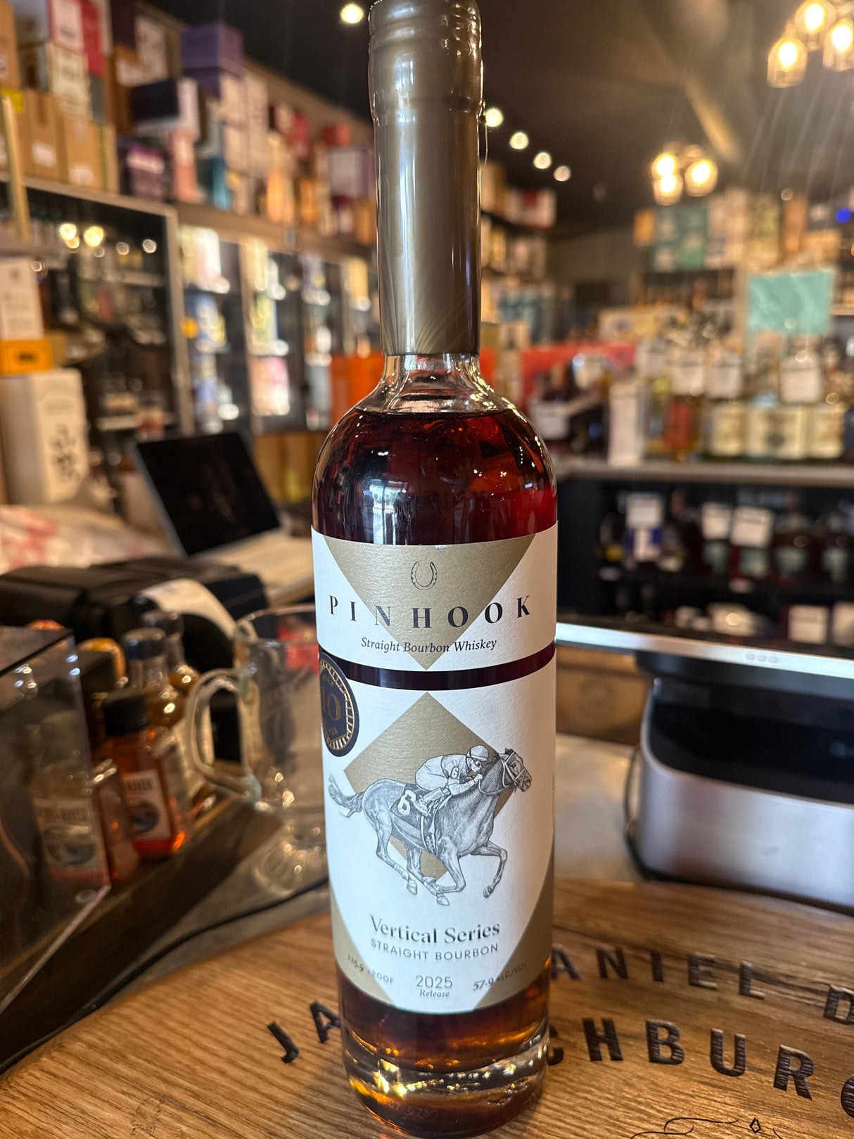 PINHOOK BOURBON VERTICAL SERIES KENTUCKY 10 YEARS 115.9 Proof 750ML