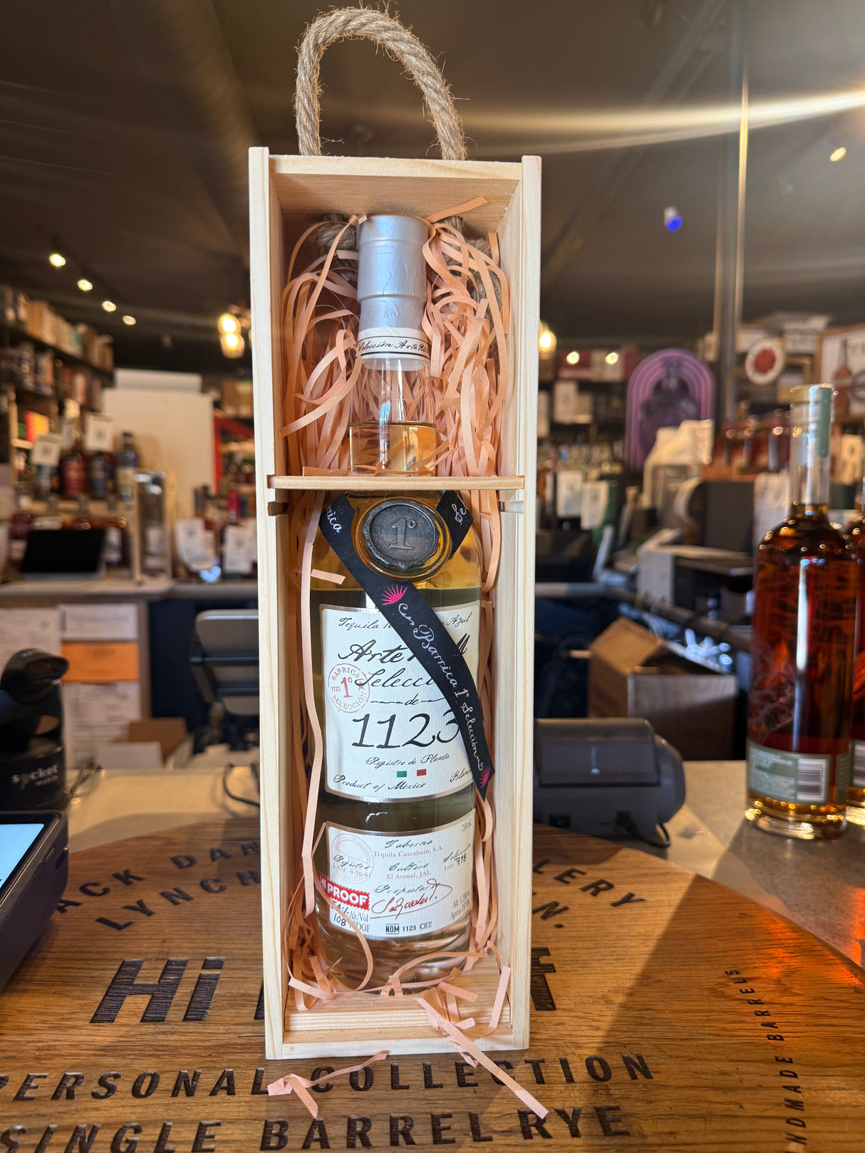 ArteNOM 1123(cascahuin) Private Barrel Tequila – Hi Proof Store Pick 750ml 108 proof