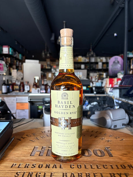 Basil Hayden Golden Bourbon Whiskey 750ml - Hi Proof - Basil hayden