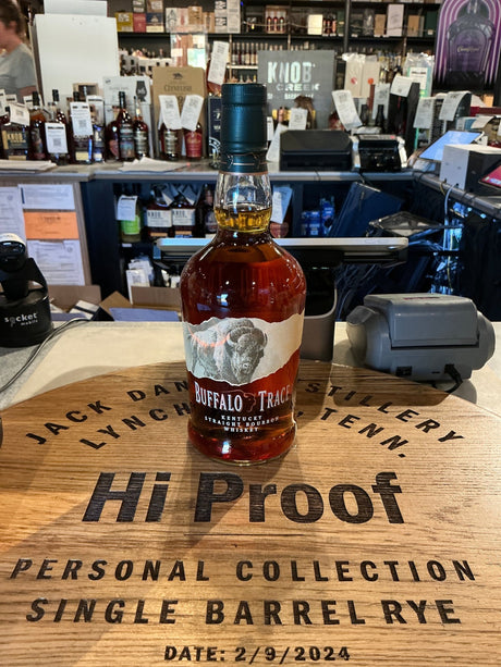 Buffalo Trace Single Barrel (Random Store Pick)750ml - Hi Proof - Buffalo trace na