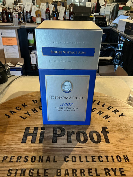 Diplomático Single Vintage 2007 Ultra Premium Rum 750mL - Hi Proof - Diplomatico