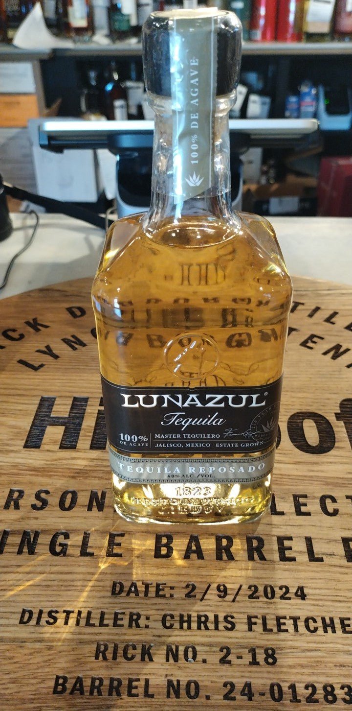 Lunazul Tequila Reposado 80 Proof 750mL - Hi Proof - LUNAZUL