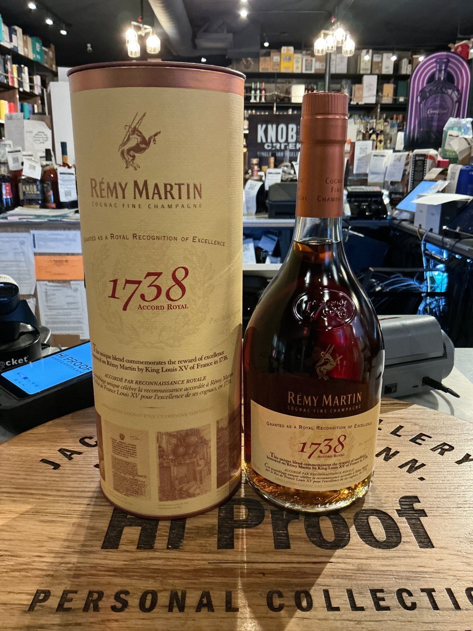 CLUB de REMY MARTIN 750ml 古酒/未開封 Remy Martin Club Cognac | Caskers